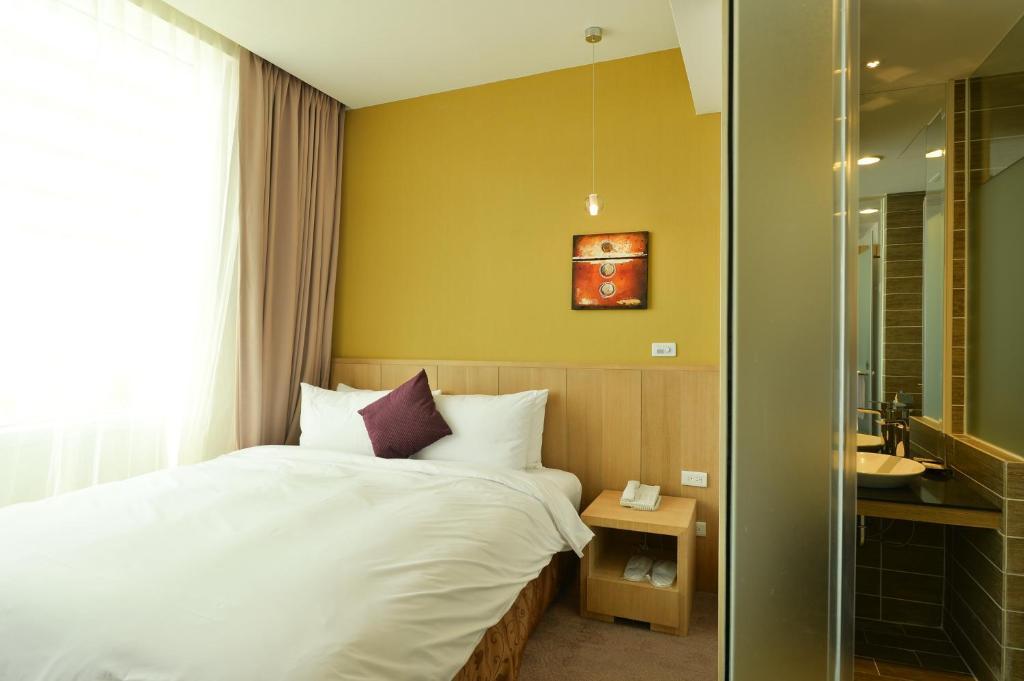 In Young Hotel Kaohsiung Habitación foto